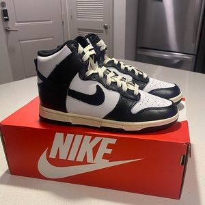 Women Nike Dunk High Vintage Black